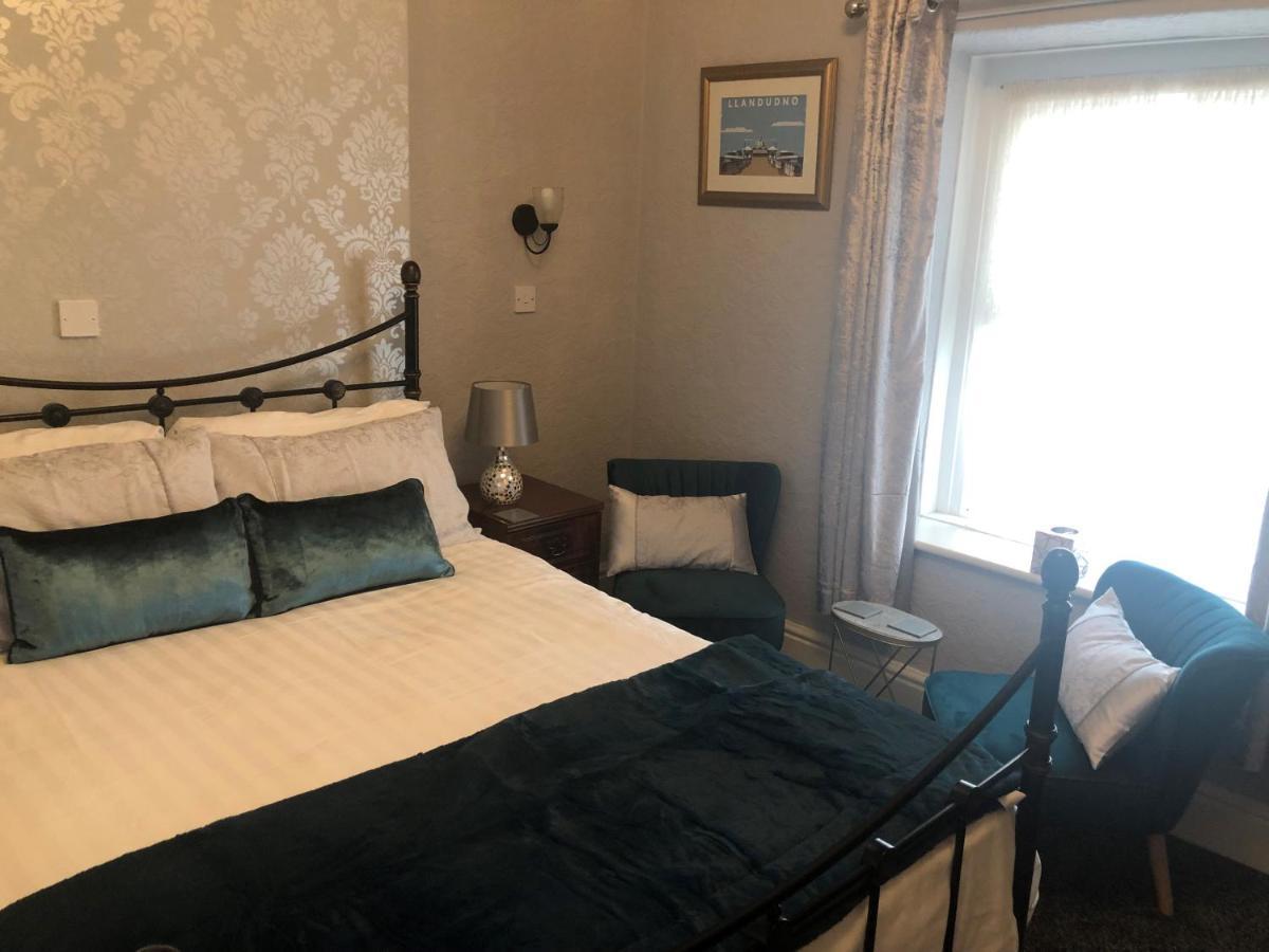 Adcote House (Adults Only) Hotel Llandudno Buitenkant foto